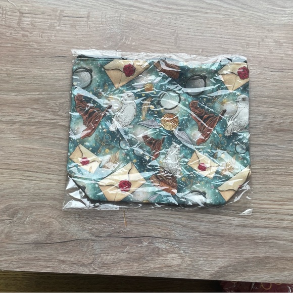 Harry Potter Makeup Bag - Picture 8 of 8